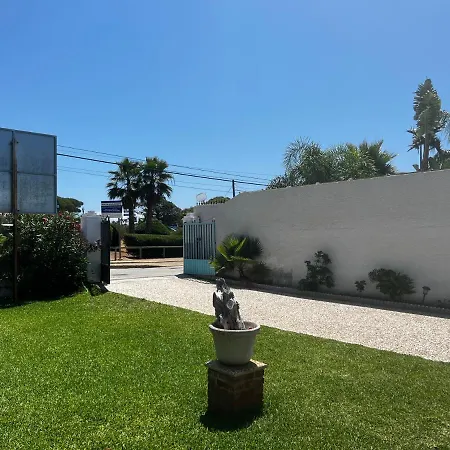 Chalet Novo Sancti Petri Surf House Alojamento de Turismo Selvagem Chiclana de la Frontera